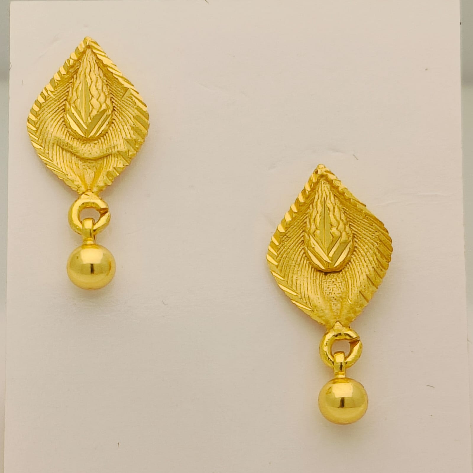 Elegant  Leaf-Pattern Drop Stud Earrings